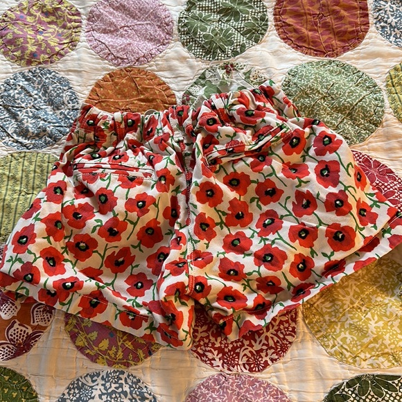 Flowered Crewcuts Shorts size 14 - Picture 2 of 4